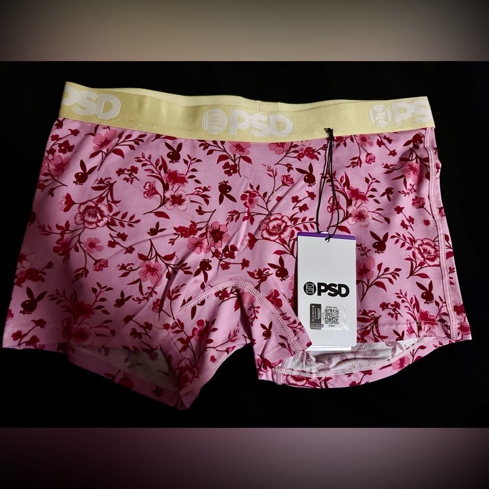 PSD women’s boy shorts - size M - brand new with tags